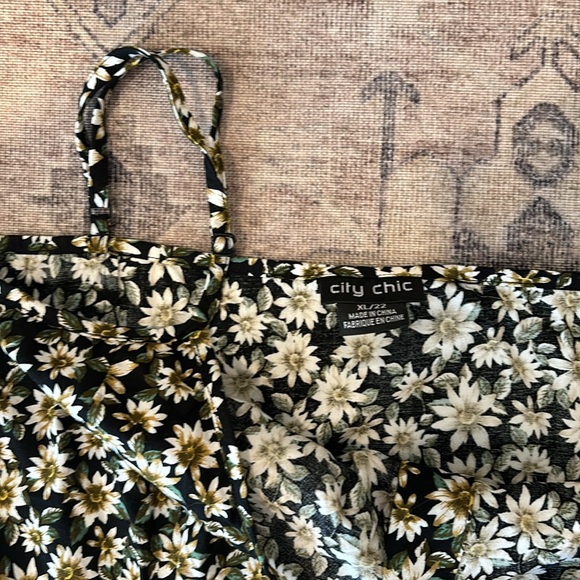 City Chic Sweet Daisy Button Down Shift Dress 22 - Picture 4 of 7